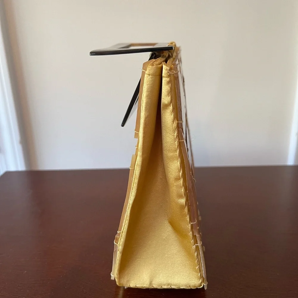 Mad by Design Shell Women’s Purse with Turquoise Shell with Handle. Brand New! - Picture 4 of 4